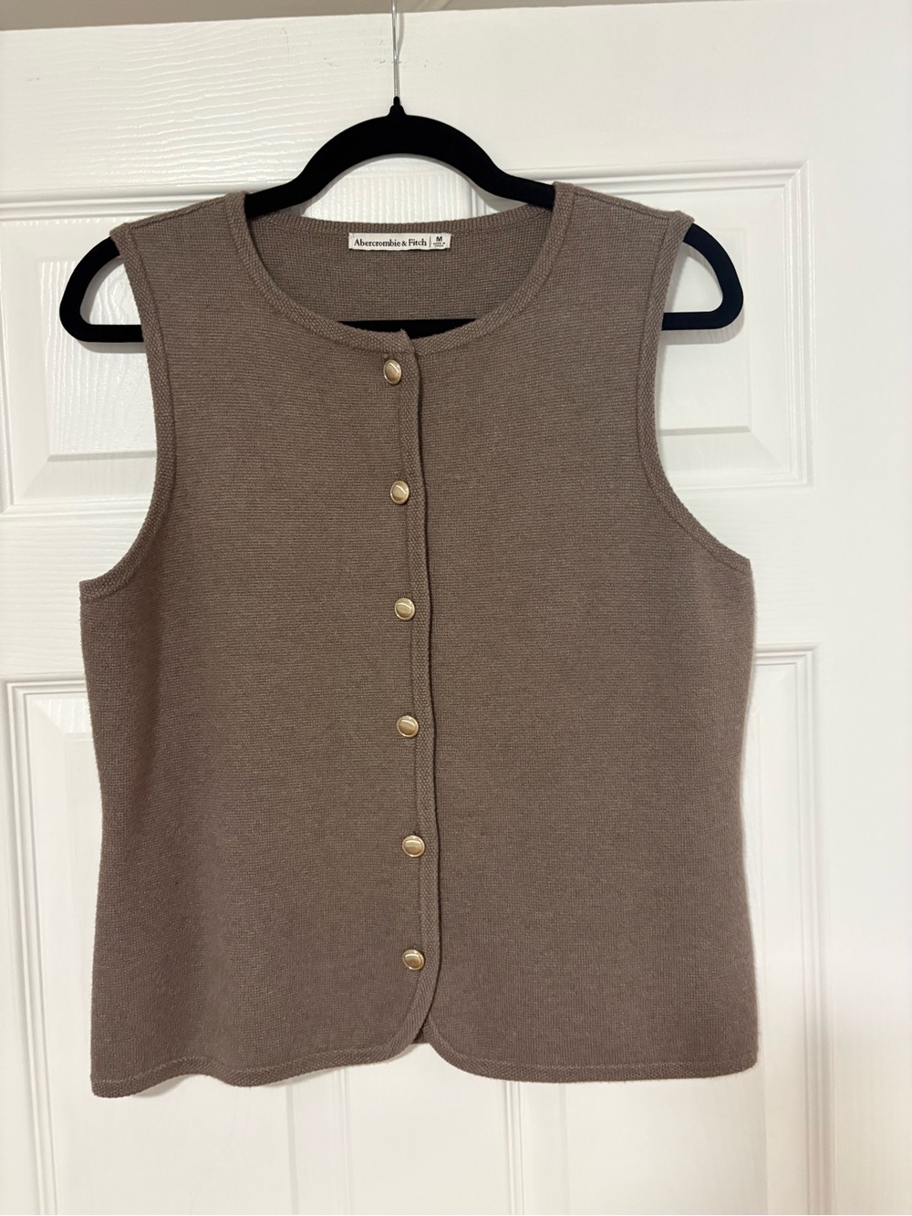 Abercrombie & Fitch Taupe Sleeveless Button-Front Knit Tank